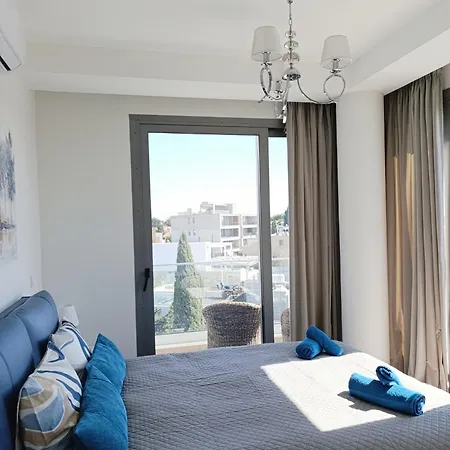 Apartment Blue Oasis